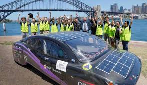 Student Designed Electric Car Breaks World Record By Crossing Australia In 6 Days Using Only 50 Of Power Solar Car Car Solar Power Diy