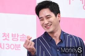 한편 안보현은 올 하반기 티빙과 tvn에서 동시 공개되는 티빙 오리지널 '유미의 세포들'과 넷플릭스 드라마 '마이네임'에 출연한다. ì‹¬ë ¤ë¼ì³ ì£„ì†¡ ì•ˆë³´í˜„ í•´ëª… êµ¬ë… ë…¼ëž€ ì™œ ë¶ˆê±°ì¡Œë‚˜ ë¨¸ë‹ˆs