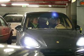Polish celebrities, surprisingly, did not talk about the luxurious life of famous people, but rather tried to show that celebrities … Gwiazdy Przylapane Przez Paparazzi Najlepsze Zdjecia 2011 Cz 2