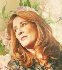 The beautimous Phyllis Logan