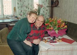 The name of alexandra pakhmutova is known for everyone grown up in the former soviet union. Nashe Dostoyanie Melodii Epohi Aleksandry Pahmutovoj
