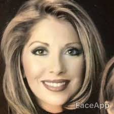 Janelle Larsen's Instagram, Twitter & Facebook