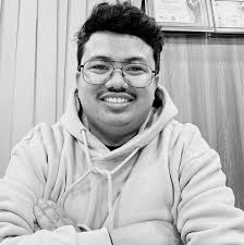 iPhone kinna gako ramro manxe lai kina chaiyo iphone vanera farkaidiyo