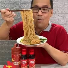 #Repost @makanajadah, • • • • • •, Dimana Mana Hatiku Senang, ., .,  [HAMPERS CNY SUPER LENGKAP], GONG XI FAT CAI, XIN NIEN KUAI LE, Imlek tahun  ini berbeda dari tahun2 sebelumnya,, Karena skr kita ...