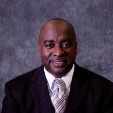 Dennis Edgington's Instagram, Twitter & Facebook