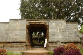 Tarakeshwara Devastana, Hangal - part ...