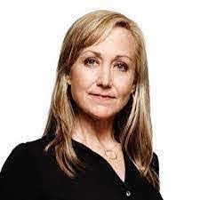 Lauri Oneil's Instagram, Twitter & Facebook