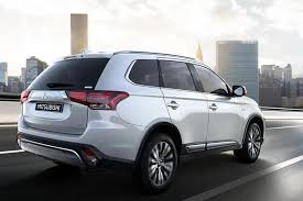 Come see 2020 mitsubishi outlander sport reviews & pricing! 2020 Mitsubishi Outlander Review Trims Specs Price New Interior Features Exterior Design And Specifications Carbuzz