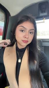 Nicole Mares's Instagram, Twitter & Facebook