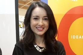 Contact julie estelle on messenger. Julie Estelle Gembira Bisa Bekerja Sama Dengan Produser Terminator