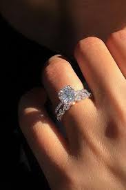 Mdomanskaa Pinterest Instagram Weddingrings 748160556829916796 Elegant Wedding Rings Dream Engagement Rings Engagement Ring White Gold