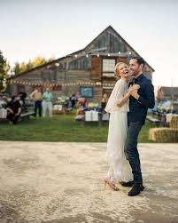 20 Years Of Memorable Wedding Photography By John Dolan Music Festival Wedding Wedding Songs Polish Wedding