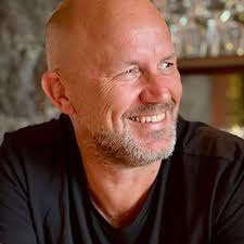 In 2018 Nienke and I went to the Int Multihull Boatshow to 'just have a  look' at the catamaran market. Today we are here exhibiting our biggest  model (yet;), the Vaan R5,