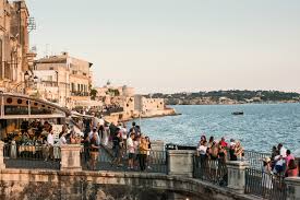 Syracuse tourism syracuse hotels syracuse bed and breakfast syracuse vacation rentals syracuse vacation packages flights to syracuse things to do in syracuse syracuse travel forum. 36 Hours In Syracuse Sicily The New York Times