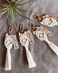 Babyduschen Bohemestil Diese Fur Hochzeiten Makrameeschlusselanhanger Perfekt Sind D Modeles De Macrame Faveurs De Mariage Cadeaux Demoiselle D Honneur