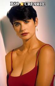 KEANU REEVES❤️ Su padre lo abandonó a los 3 años. Su hija murió a los 8  meses. Su esposa murió en un accidente de auto. Su mejor amigo de siempre  (el hermano