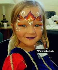 Danielle Petit (happyfaceschmin)