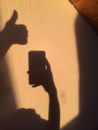 Membuat efek bayangan pada foto, simple dan mudah menggunakan aplikasi android picsart link aplikasi : 30 Ide Bayangan Bayangan Fotografi Gambar