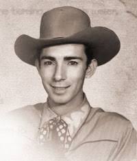 Kenny Carson's Instagram, Twitter & Facebook