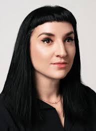 Shannon Gallup's Instagram, Twitter & Facebook