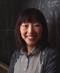 The Magazine for Southern Illinois University Edwardsville Alumni  Association & Friends No. 17 Spring 2014