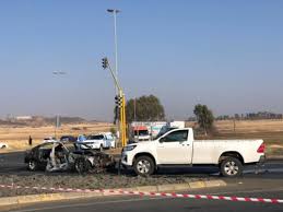 Bloemfontein is gespecialiseerd in de realisatie van droomhuizen. Four Arrested After Early Morning Cash In Transit Heist Bloemfontein Courant