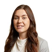 Corinne Barnett's Instagram, Twitter & Facebook