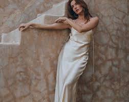 For every bride looking for that sultry mix of 1920s glamour and 2000s grunge, these are the slip wedding dresses for you. Slip Wedding Dress Etsy