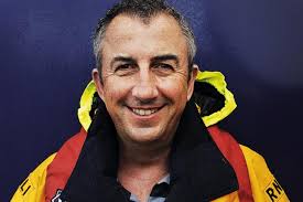 Bringing 200 tonnes of trawler home