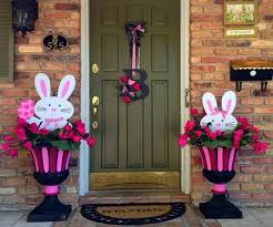 Decorate your home for easter with this adorable easter bunny craft. Creative Easter Outdoor Decoration Ideas Hative