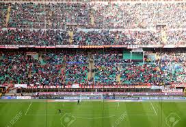 Associazione calcio milan, commonly referred to as a.c. Das Stadion San Siro Wahrend Eines Fussballspiels Ac Mailand Lizenzfreie Fotos Bilder Und Stock Fotografie Image 13558970