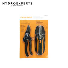 Want to start out with an easy set that can be used for a wide variety of tasks? Fiskars 2 Piece Pruning Set Pruner Multipurpose Garden Snips Hydro Experts