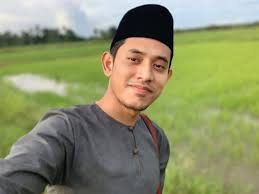 Saksikan lirik video persembahan live di malam #ajl33 khai bahar dengan lagu luluh lirik penuh : Gempak Hiburan Biodata Khai Bahar Nama Penuh Muhammad Facebook