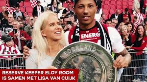 Check spelling or type a new query. De 5 Mooiste Psv Vrouwen Vriendin Steven Bergwijn Luuk De Jong En Meer Video Dailymotion