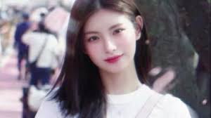 Elaine】EVERGLOW-Bon Bon Chocolat舞蹈翻跳（练习室版）_哔哩哔哩_bilibili