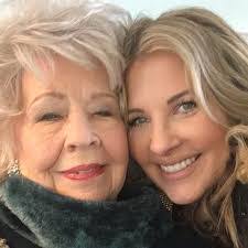 Barbara Waite's Instagram, Twitter & Facebook