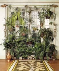 Desde florster queremos darte ideas para decorar cualquier sitio de tu hogar usando plantas que podrías tener en el jardín y algunas flores. 17 Ideas Para Decorar Tu Sala De Estar Con Plantas En Esta Primavera