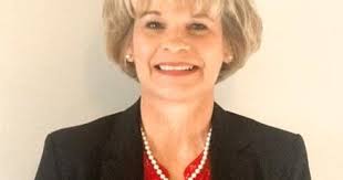 Ayers tapped to lead school system here