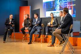 Liebe Leserin, lieber Leser, 02 In eigener Sache 02 Hochschulspiegel 06  Gremien und Arbeitskreise 07 Forschung 08 Veranstaltunge