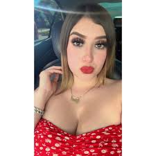 Lily Morales (@mxbarbiee)