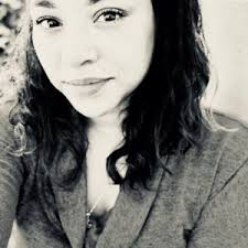 Monique Kaiser's Instagram, Twitter & Facebook