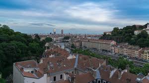 Lyon Vue Depuis Le Jardin Des Chartreux Lyon Onlylyon Monlyon Igerslyon Toplyonphoto Lyoncity Photography Photographie In 2020 Photo Paris Skyline Paris