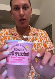 Alex Ice Cream Oakcliff Hood