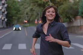 Renate reinsve prix de la meilleure actrice pour son rôle dans verdens verste menneske (la pire personne du monde) au festival de cannes, le 17 juillet 2021valery hache. The Worst Person In The World Should Make A Star Out Of Renate Reinsve Insidehook
