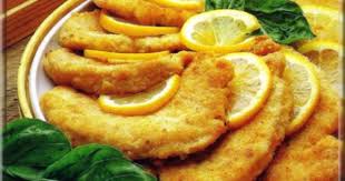 Escalopes De Veau Panees A La Milanaise A Vos Assiettes Recettes De Cuisine Illustrees Escalope De Dinde Panee Recettes De Cuisine Recettes De Cuisine Illustrees
