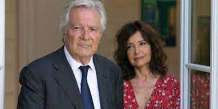 This was interrupted by military service in the army but only partly as he was put into the army film unit where he made over 100 films. Evelyne Bouix And Pierre Arditi Dating Gossip News Photos