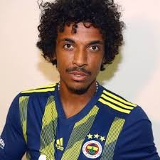 He began his career as a left back, but has played mostly as a defensive midfielder, and also as a centre back. Luiz Gustavo On Twitter 57