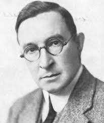 Bertie Forbes's Instagram, Twitter & Facebook