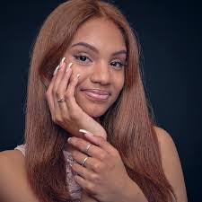 Keisha Tyler's Instagram, Twitter & Facebook