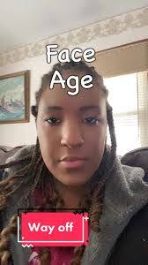 Erin Seward's Instagram, Twitter & Facebook